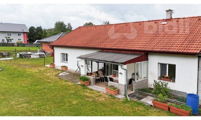 Prodej rodinný dům - Stádlec, 135 m² - 1