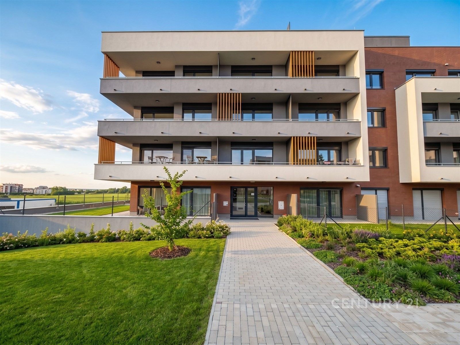 1+kk, Pavla Beneše , Praha Letňany, 38 m² - 1