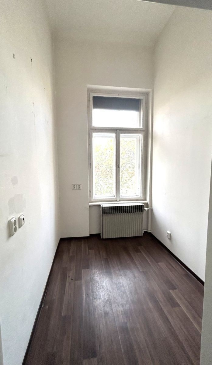 Obchodní prostory, Sokolská, Praha - Nové Město, 21 m² - 2