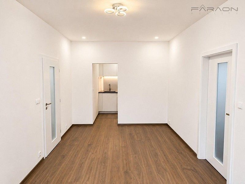 Pronájem byt 2+kk - Praha - Vysočany, okres Praha 9, Hlavní město Praha, 50 m² - 5