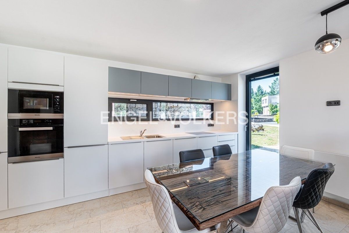 Pronájem rodinný dům - Františka Smolíka 200, Jíloviště, 120 m²