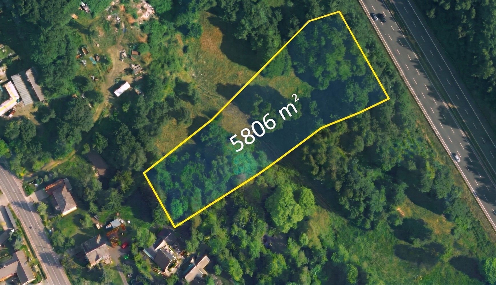 Louka, 5 806 m²