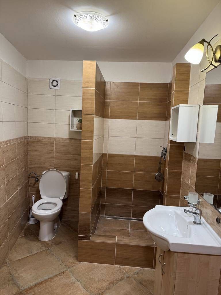 Chata · Police u Jemnice, Kraj Vysočina - 3