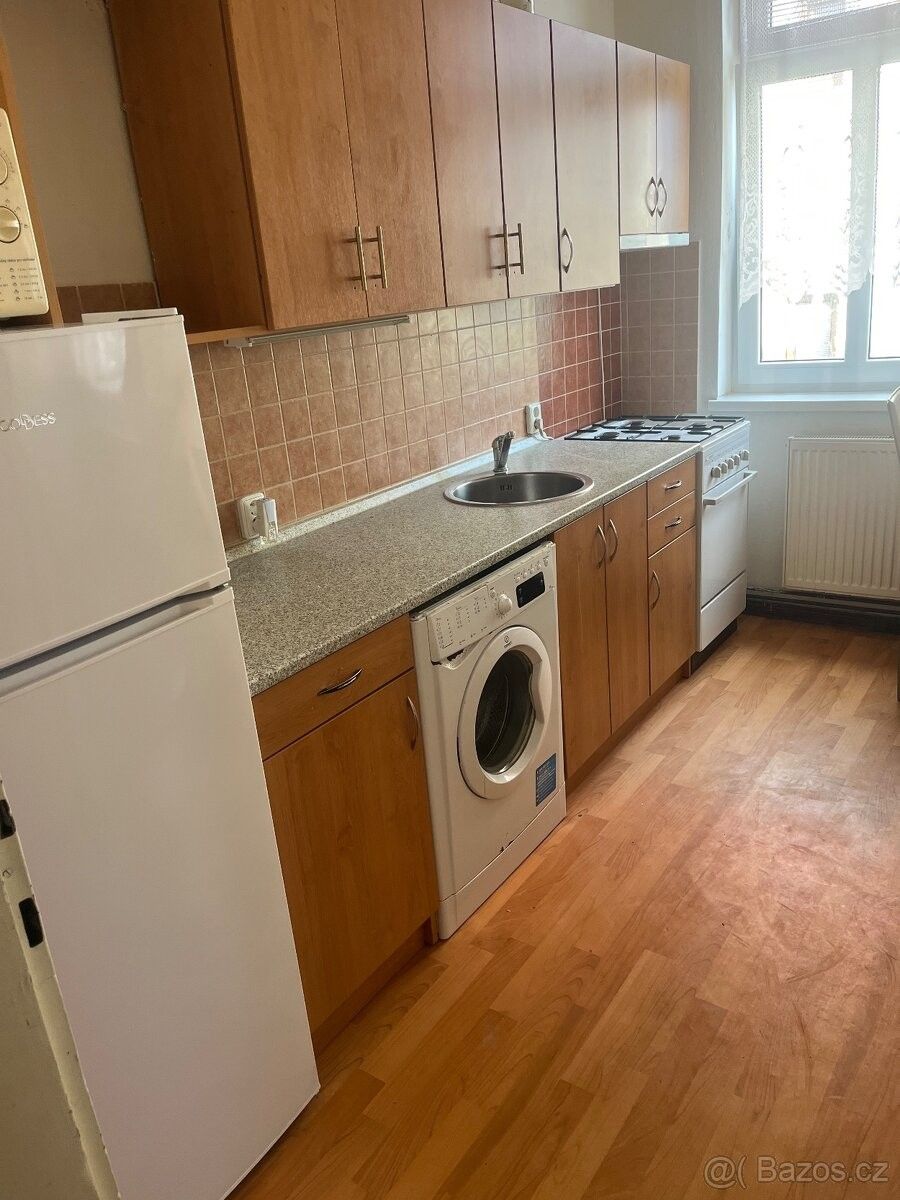 Byty, Rumburk, 408 01