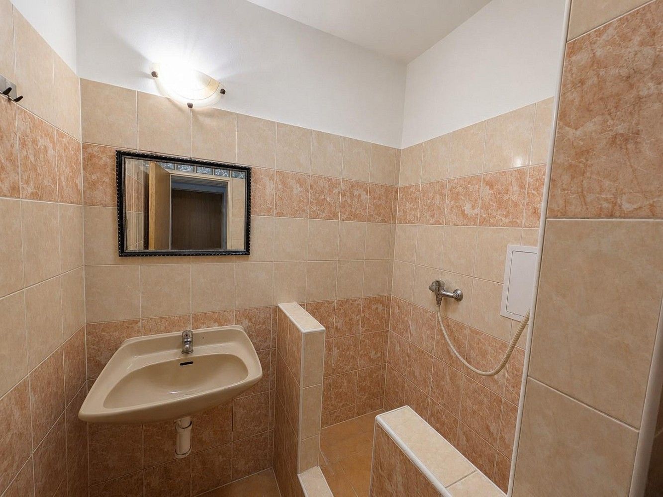 Pronájem byt 1+1 - Nádražní, Aš, okres Cheb, 36 m² - 5