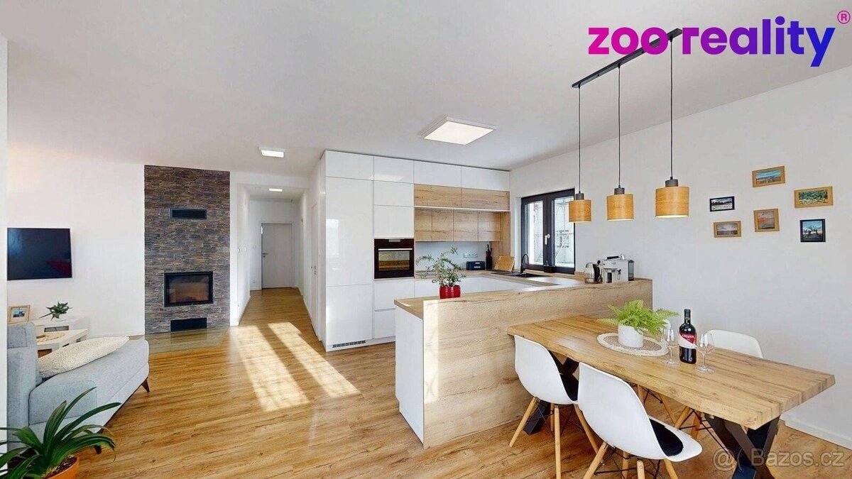 Prodej rodinný dům - Frymburk, 382 79