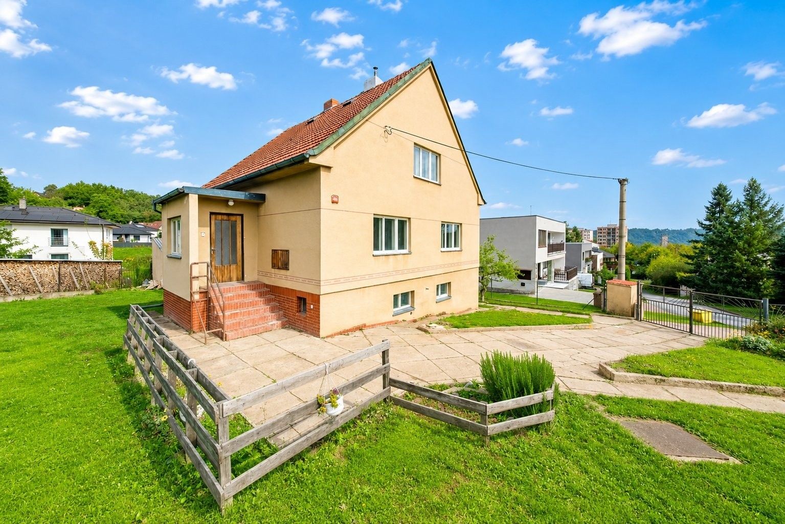 Rodinné domy, Pod Hájem 700, Libčice nad Vltavou, 229 m² - 2