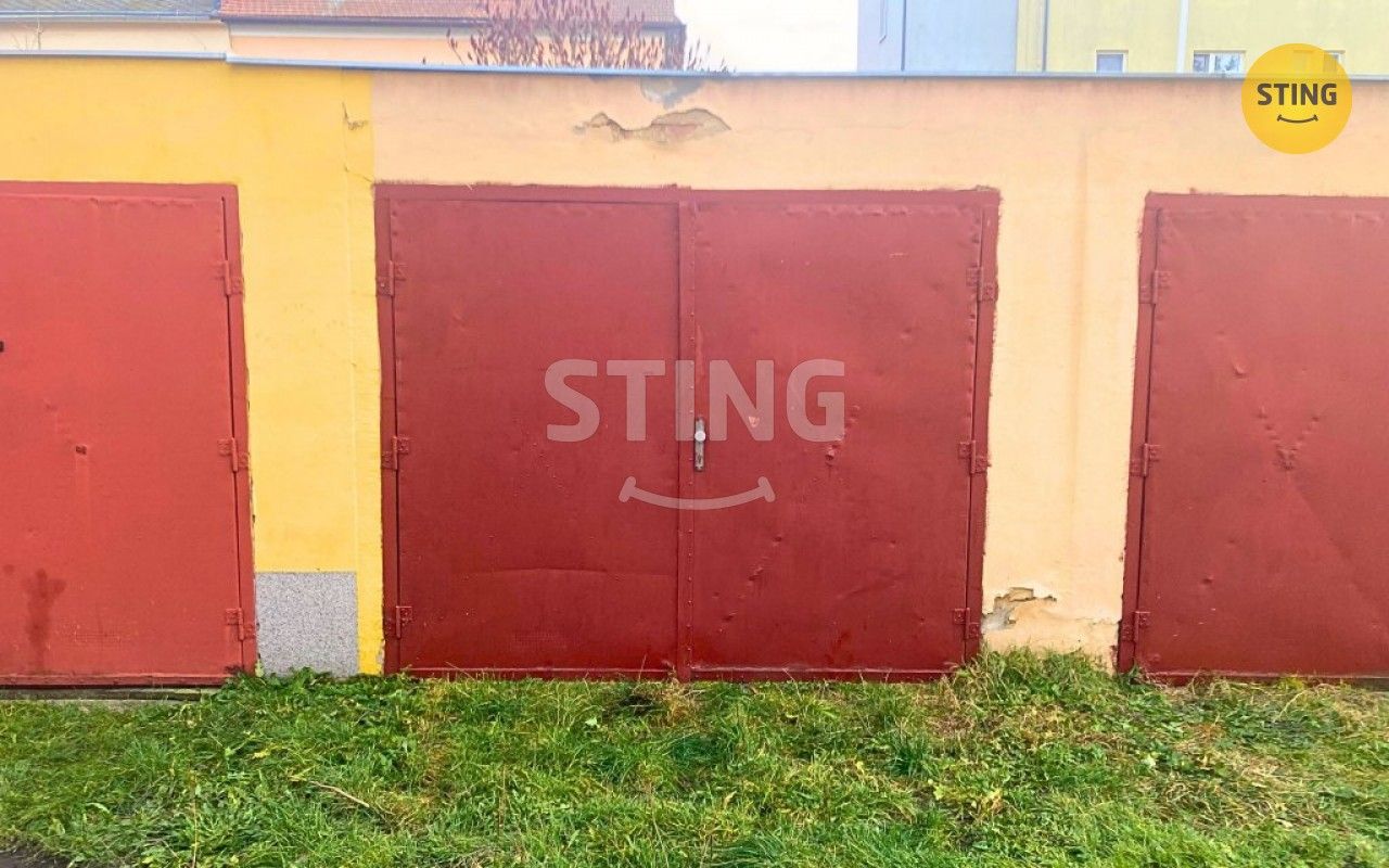 Garáže, Máchova, Opava, 16 m²