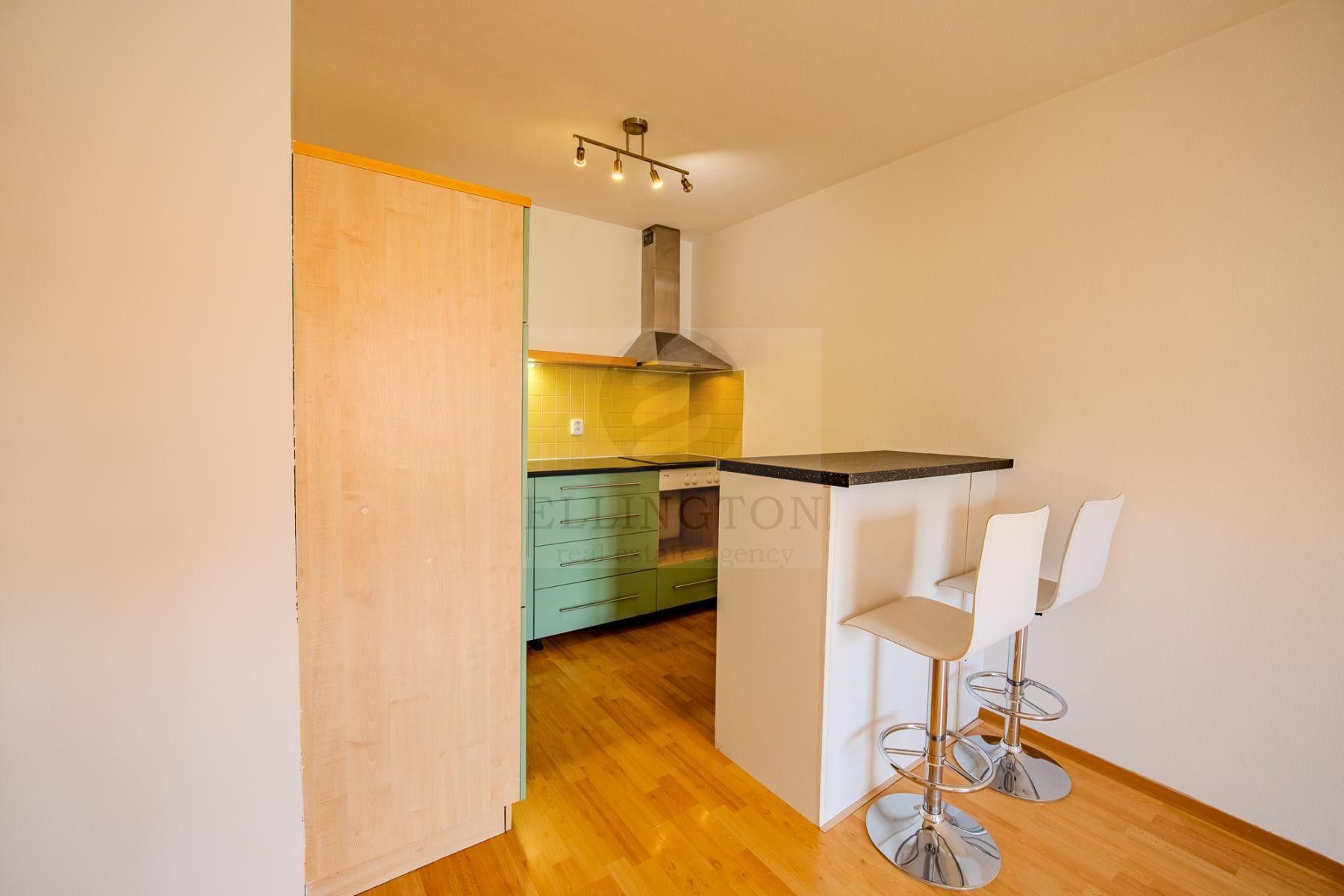 2+kk, Rotavská, Praha, 42 m² - 2