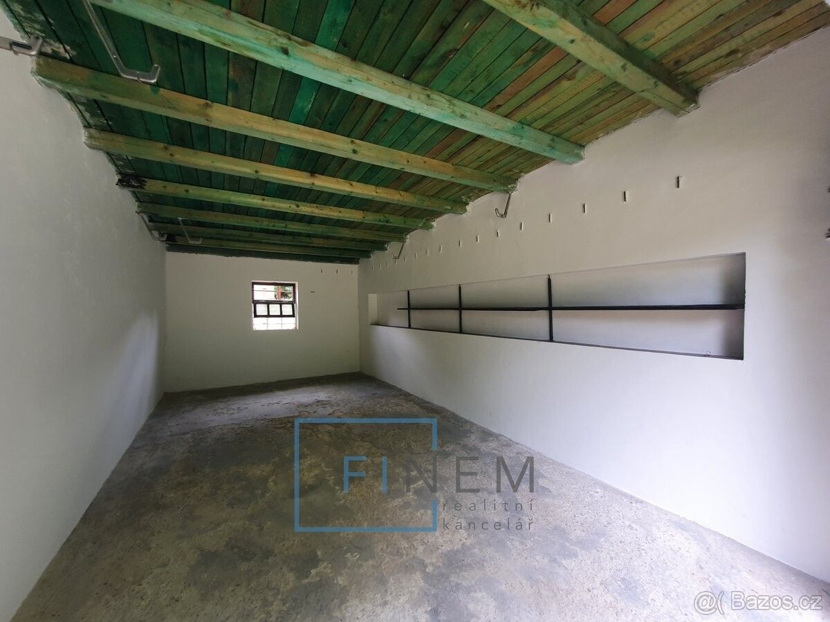 Pronájem garáž - Kralupy nad Vltavou, 278 01