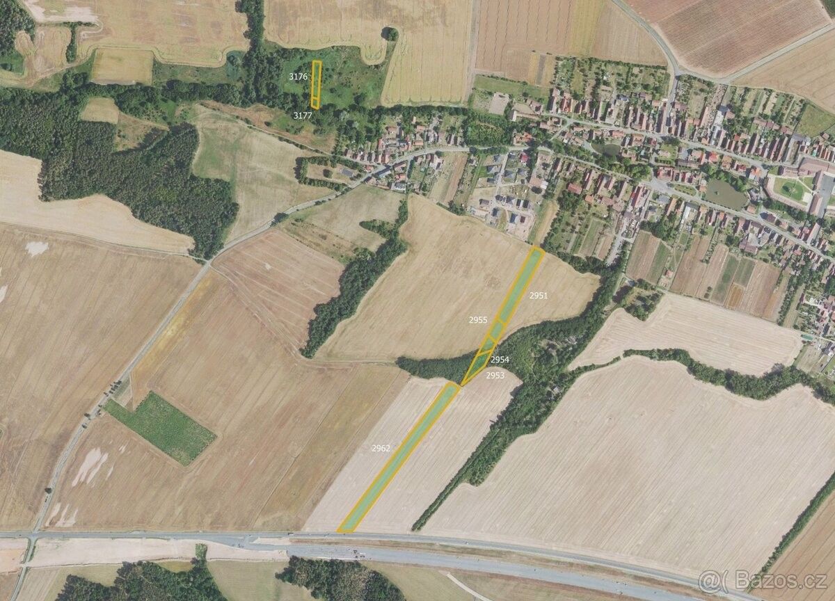 Pozemky pro bydlení, Mutějovice, 270 07