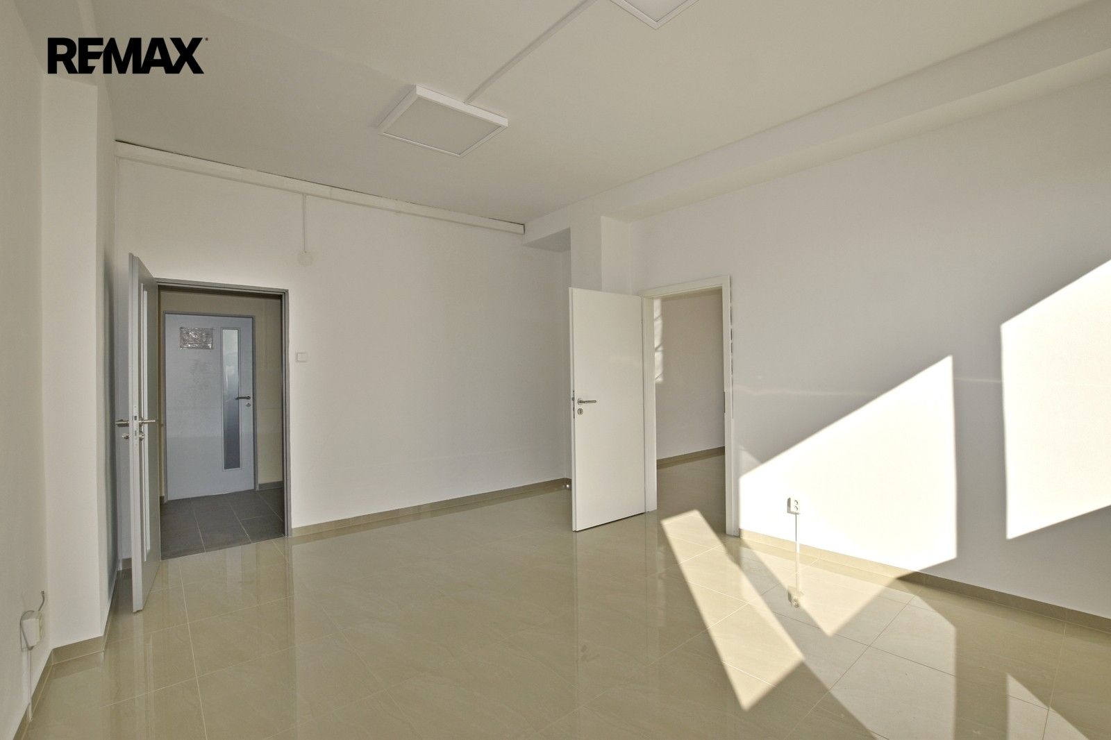 Kancelář · 20 m² · Rudolfovská tř. 464, České Budějovice 4 - 3