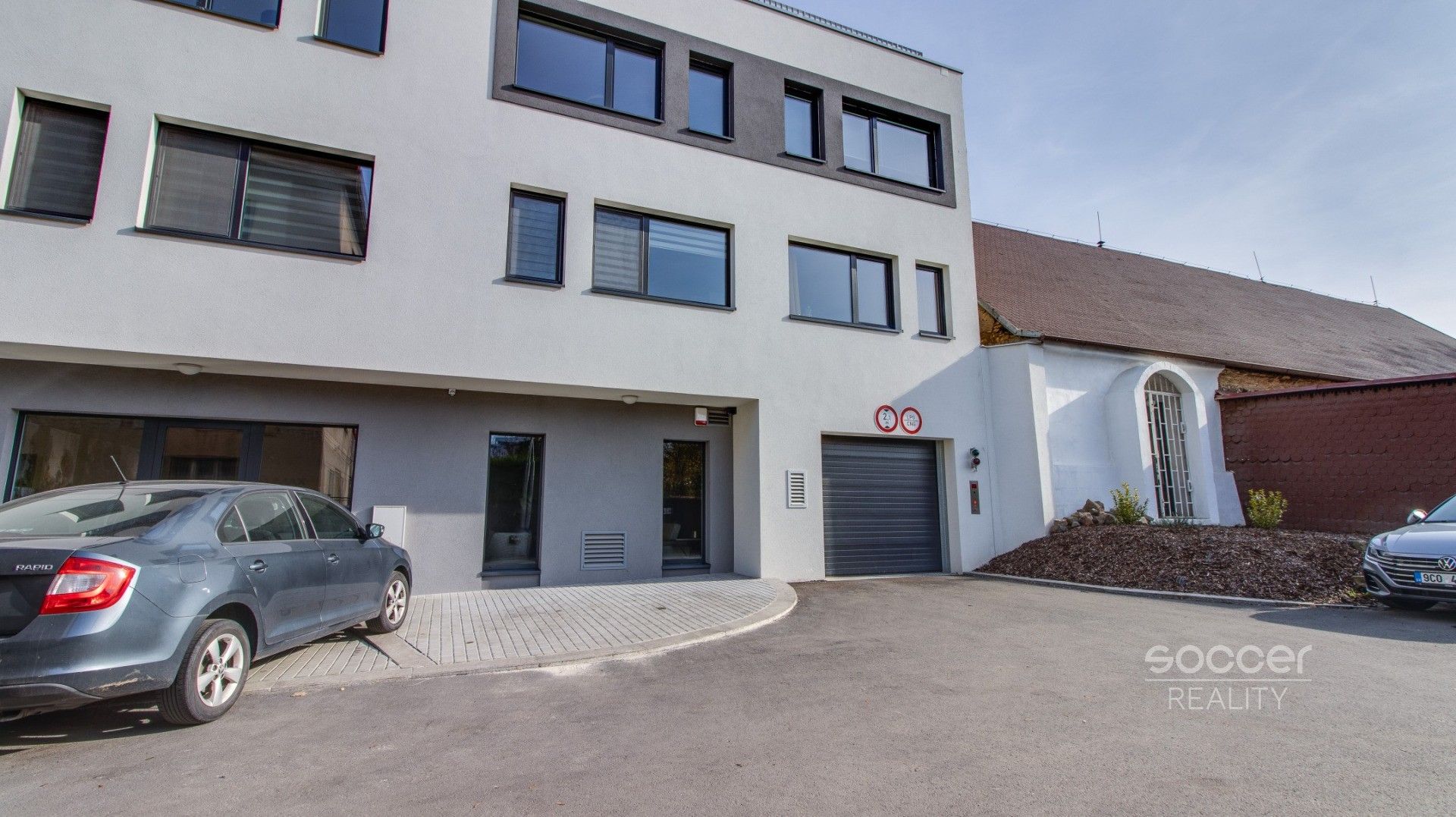 Garáž · 16 m² · Anny Čížkové  , Praha Hloubětín - 3