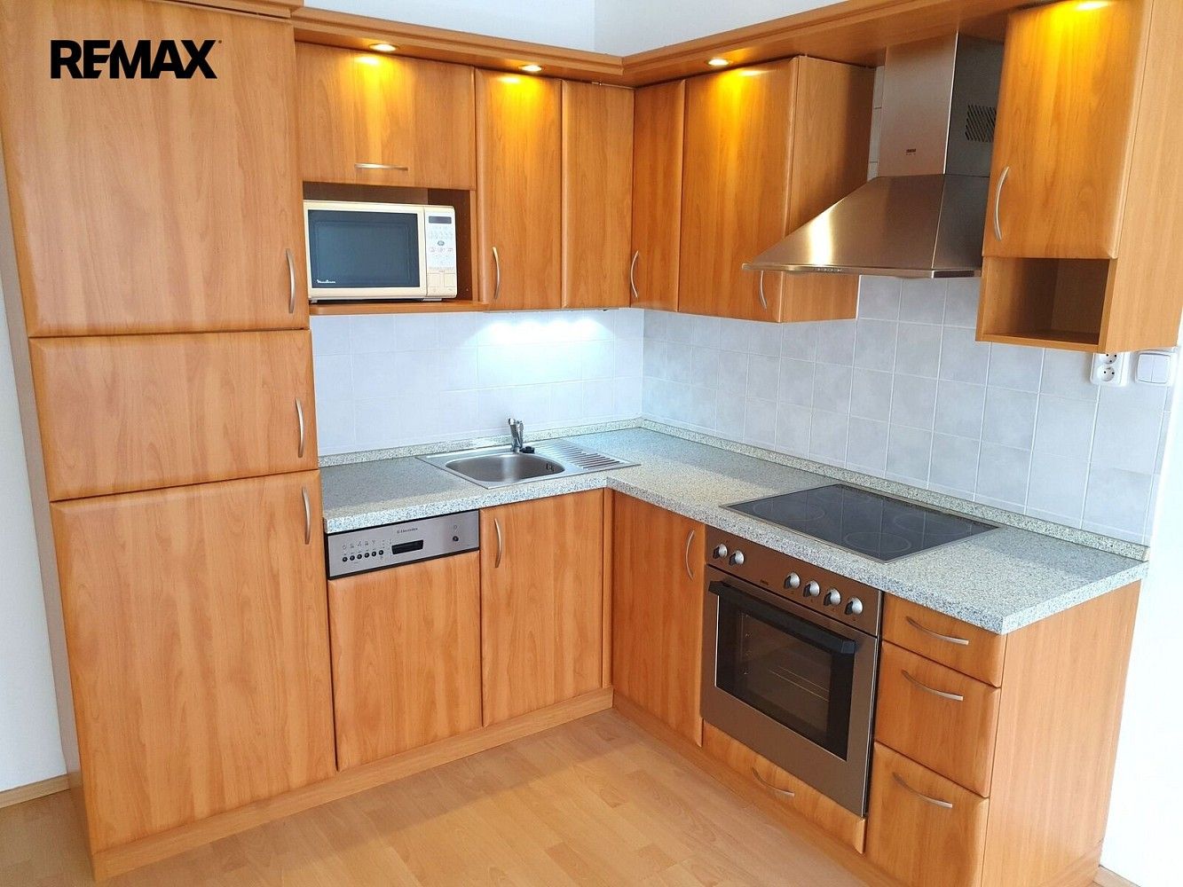 Byt 1+kk · 29 m² · Praha - Záběhlice, okres Praha 10, Hlavní město Praha - 4