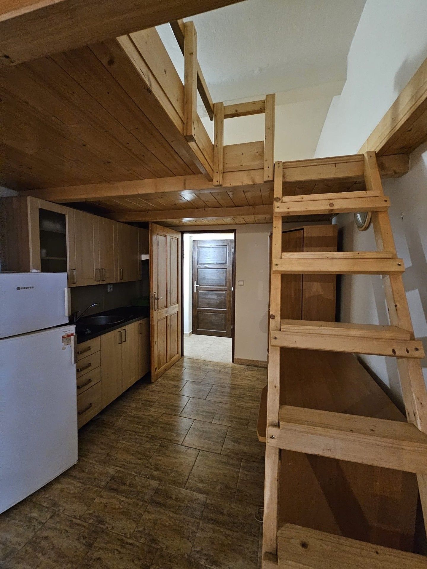 Prodej byt 1+kk - Plzeňská, Praha, 33 m²