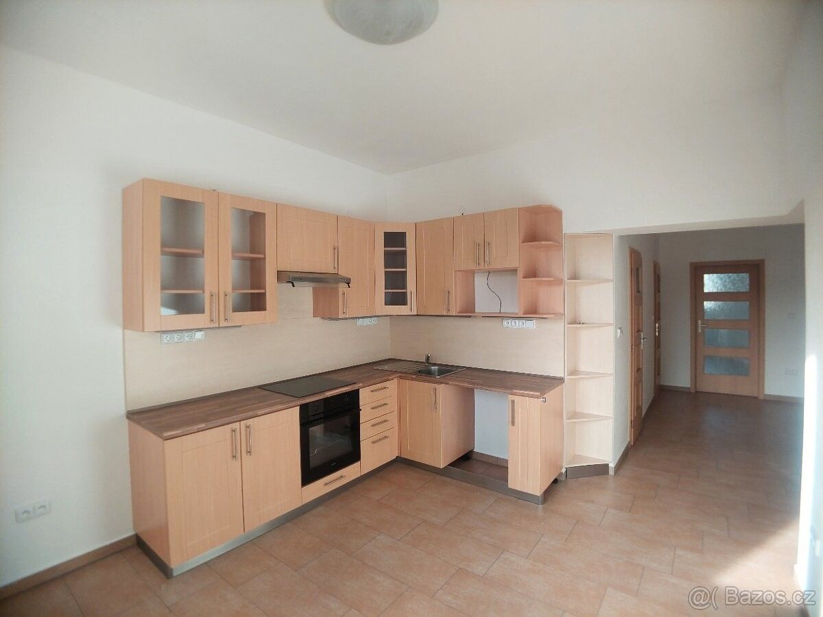 Byty, Tábor, 390 02