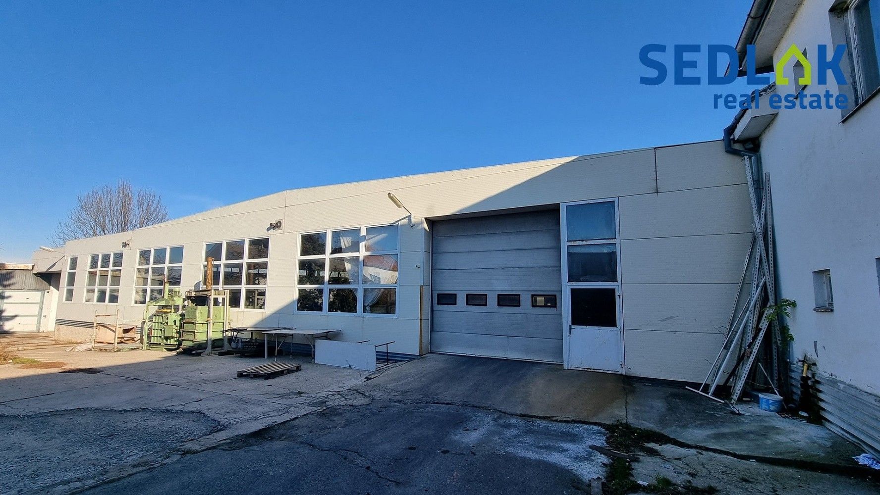Sklady, Znojemská, Pohořelice, okres Brno-venkov, 935 m² - 1