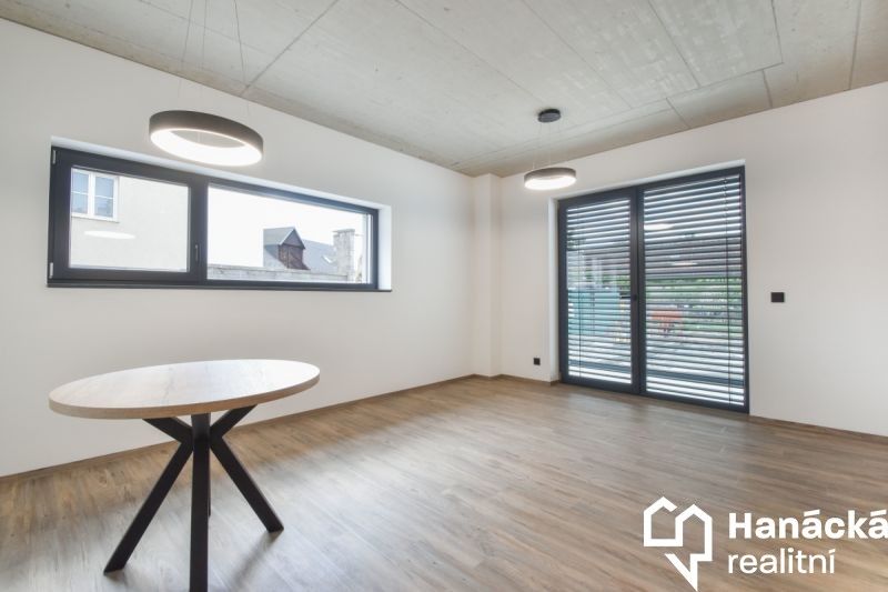 Pronájem byt 2+kk - Rejskova, Olomouc Hodolany, 58 m² - 5
