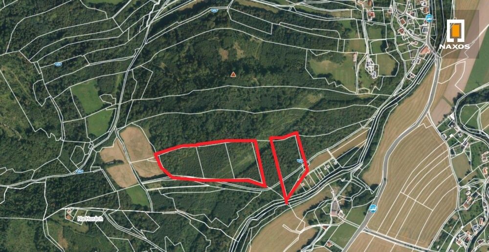 Lesy, Vlčovice, Kopřivnice, 49 480 m²