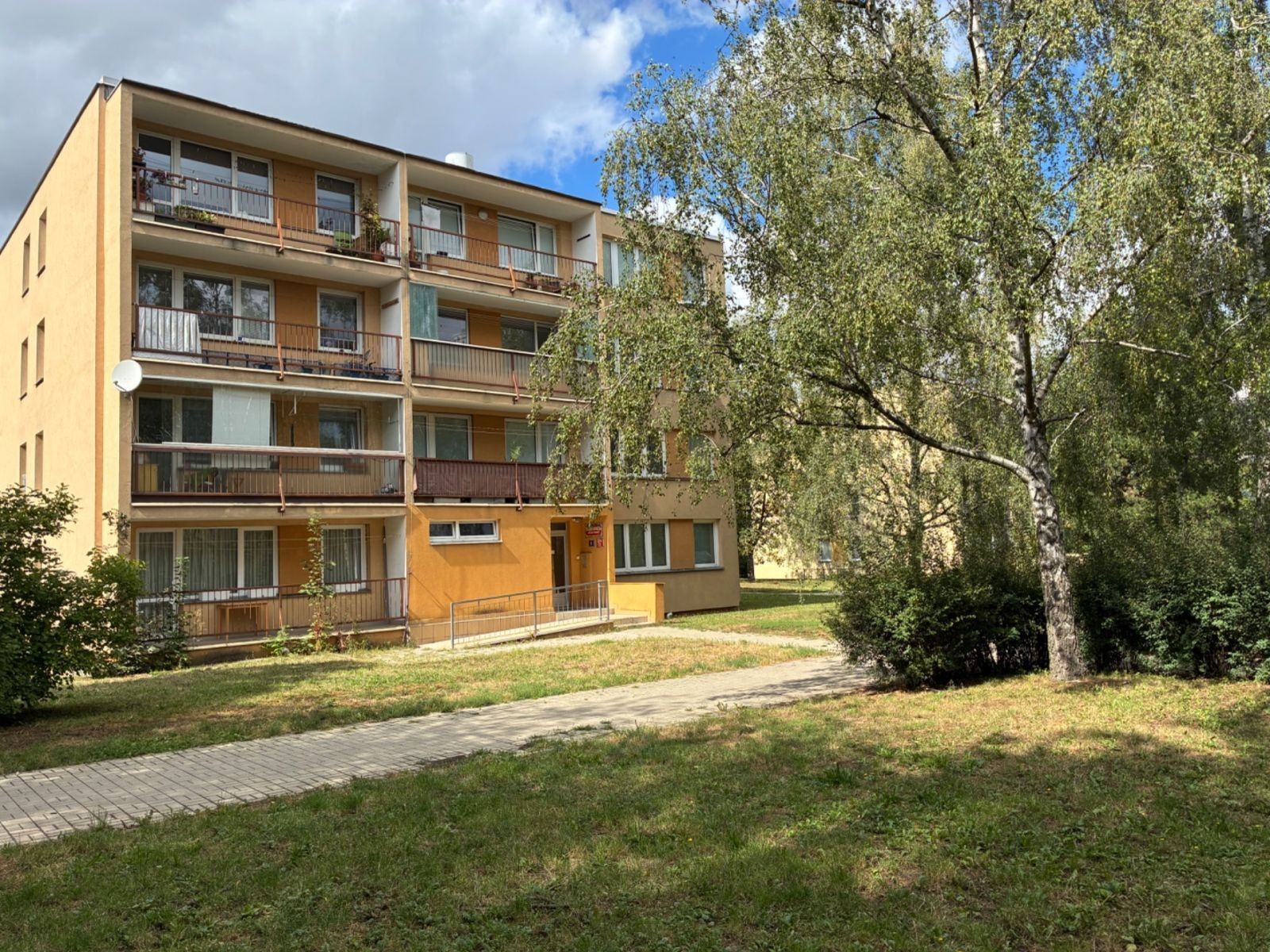 3+1, Harrachovská, Praha - Střížkov, 60 m² - 2