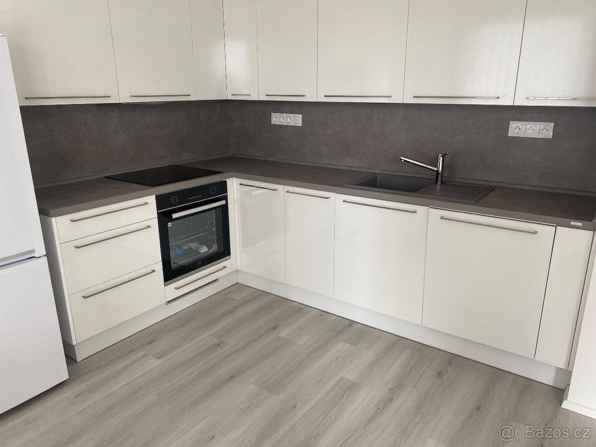Byty, Mladá Boleslav, 293 01 - 1