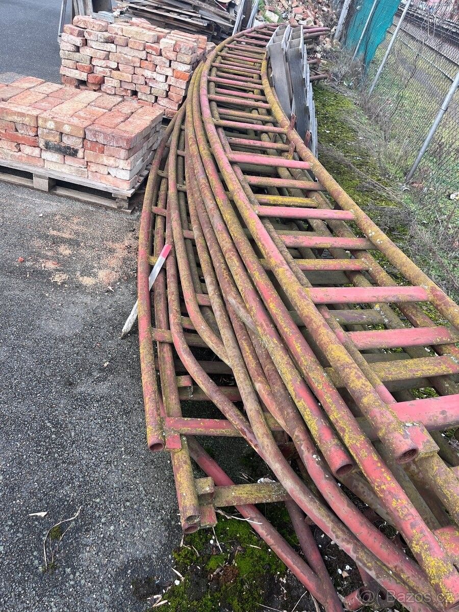 Prodej sklad - Uherské Hradiště, 686 01