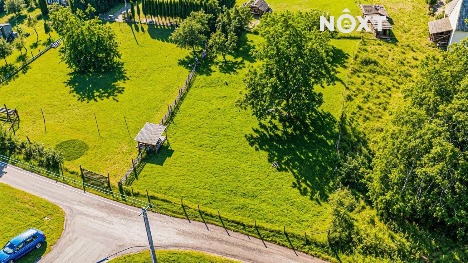 Pozemek pro bydlení, 902 m²