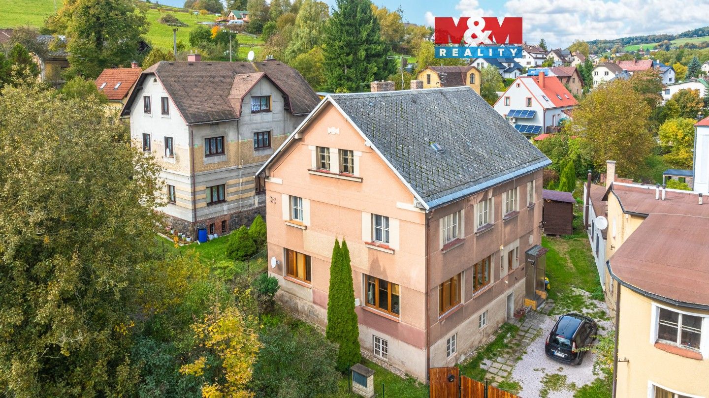 4+1, K Lomu, Semily, 113 m²