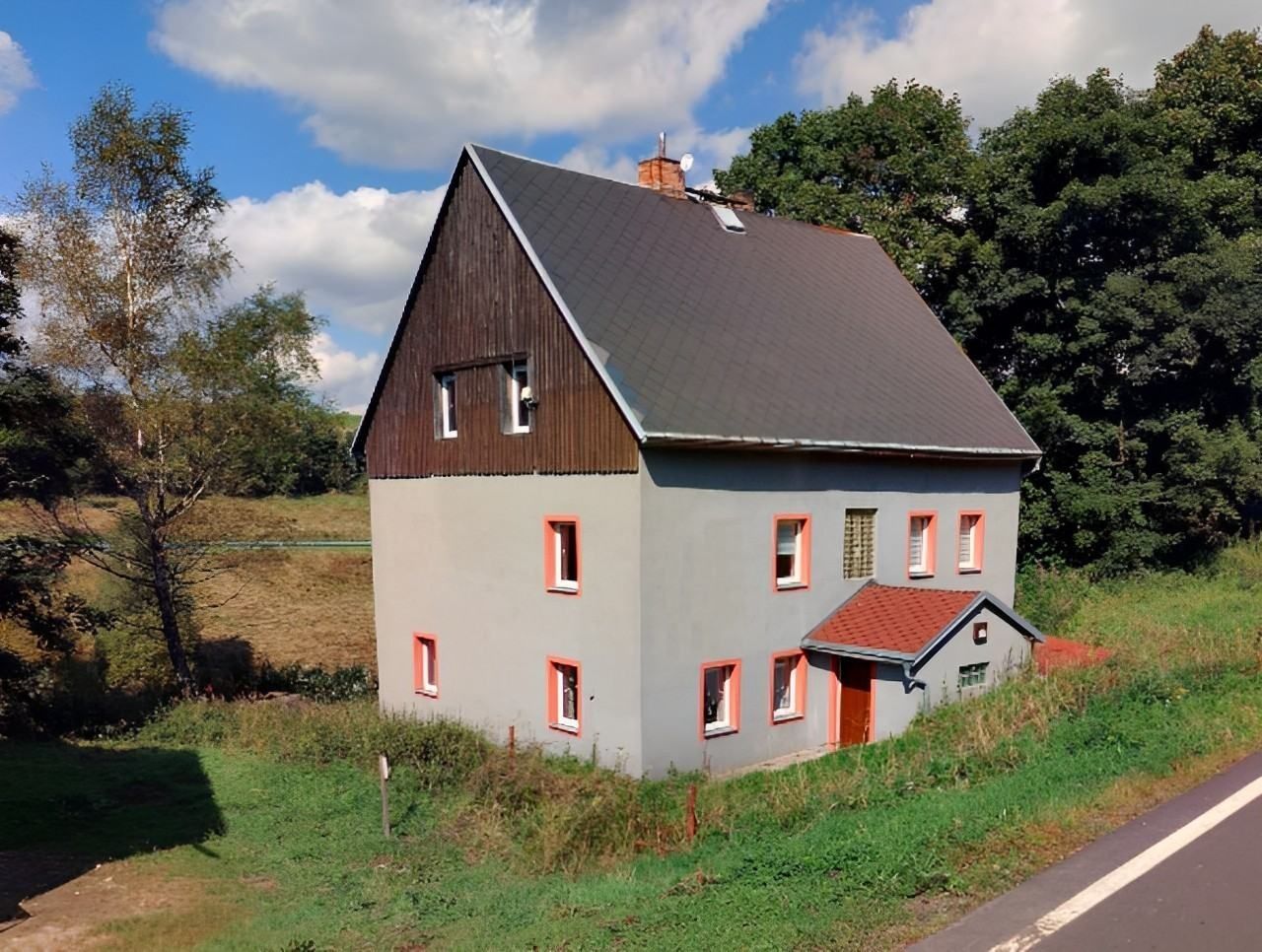 Chaty, Loučná pod Klínovcem - Háj u Loučné pod Klínovcem, Ústecký kraj