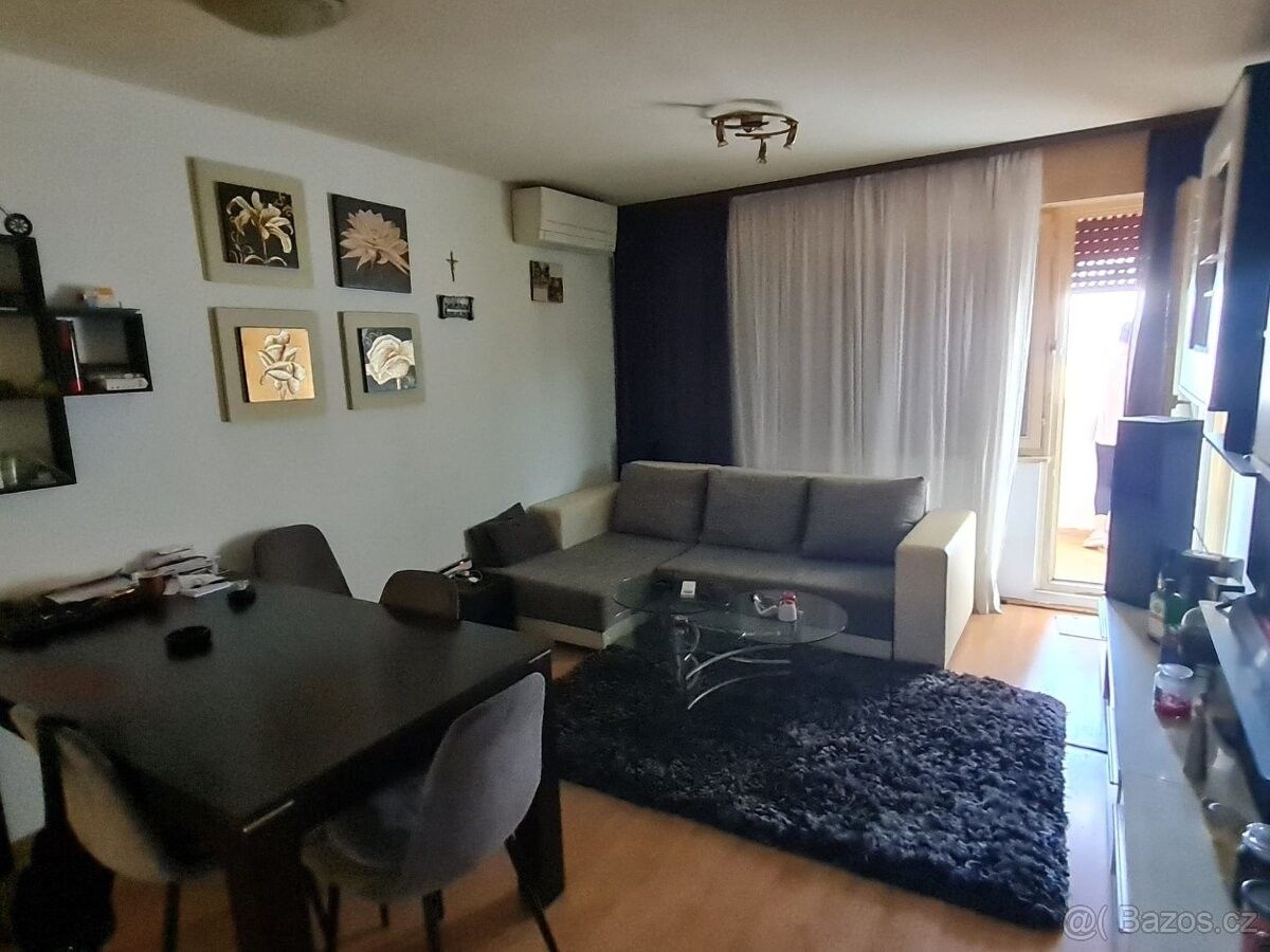 Byty, 987 66, Zahraničí - 2