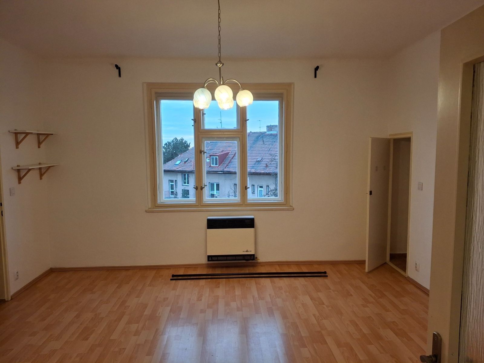 Pronájem byt 2+1 - Nad Šutkou, Praha - Kobylisy, 74 m² - 5