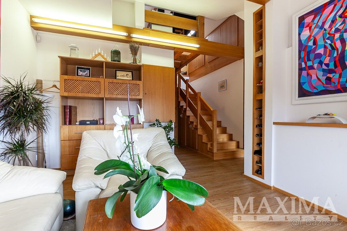 Prodej kancelář - Praha, 100 00