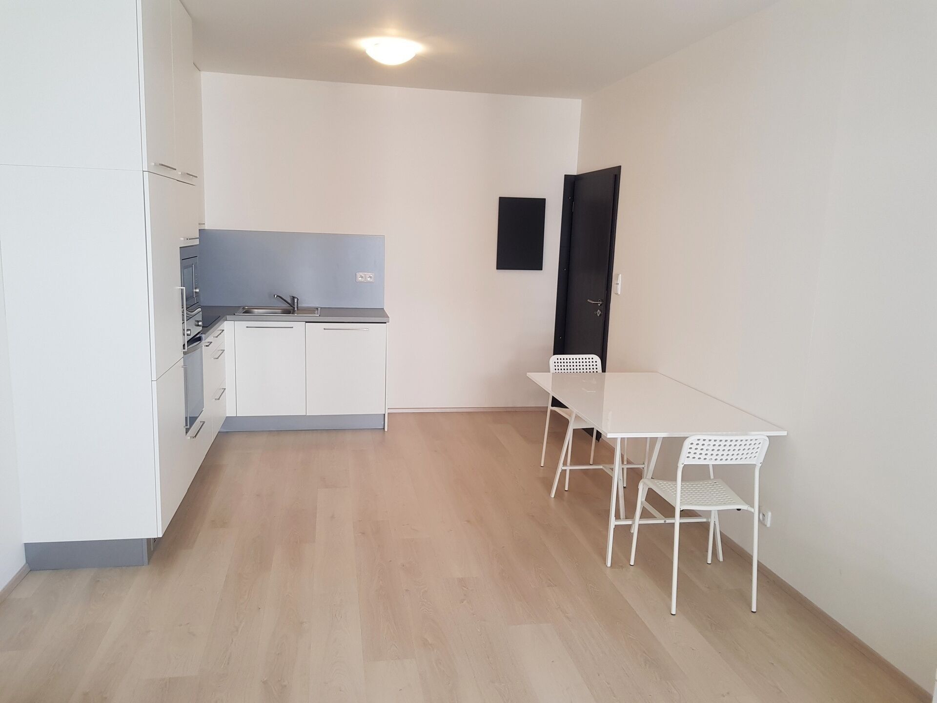 2+kk, Honzíkova, Praha, 60 m²