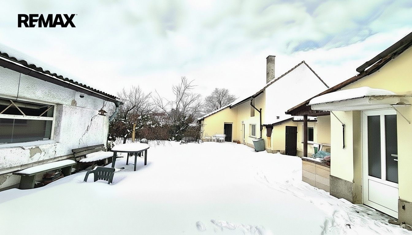 Pronájem rodinný dům - V Edenu 236, Peruc, 90 m² - 5