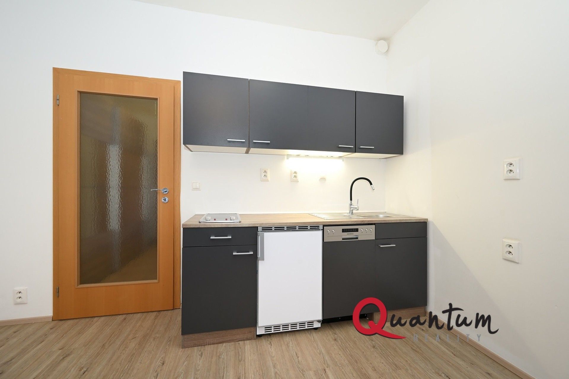 1+kk, Pod Kavalírkou, Praha, 30 m² - 1