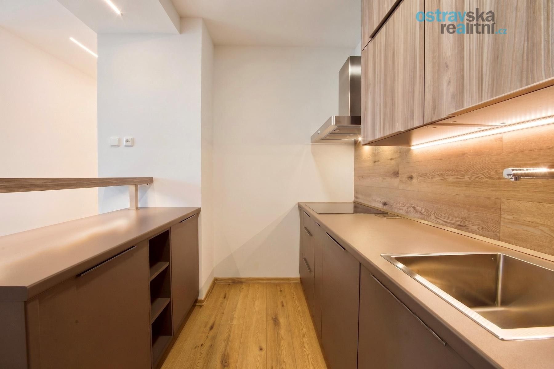 3+kk, nábřeží Svazu protifašistických bojovníků, Ostrava, 61 m² - 2