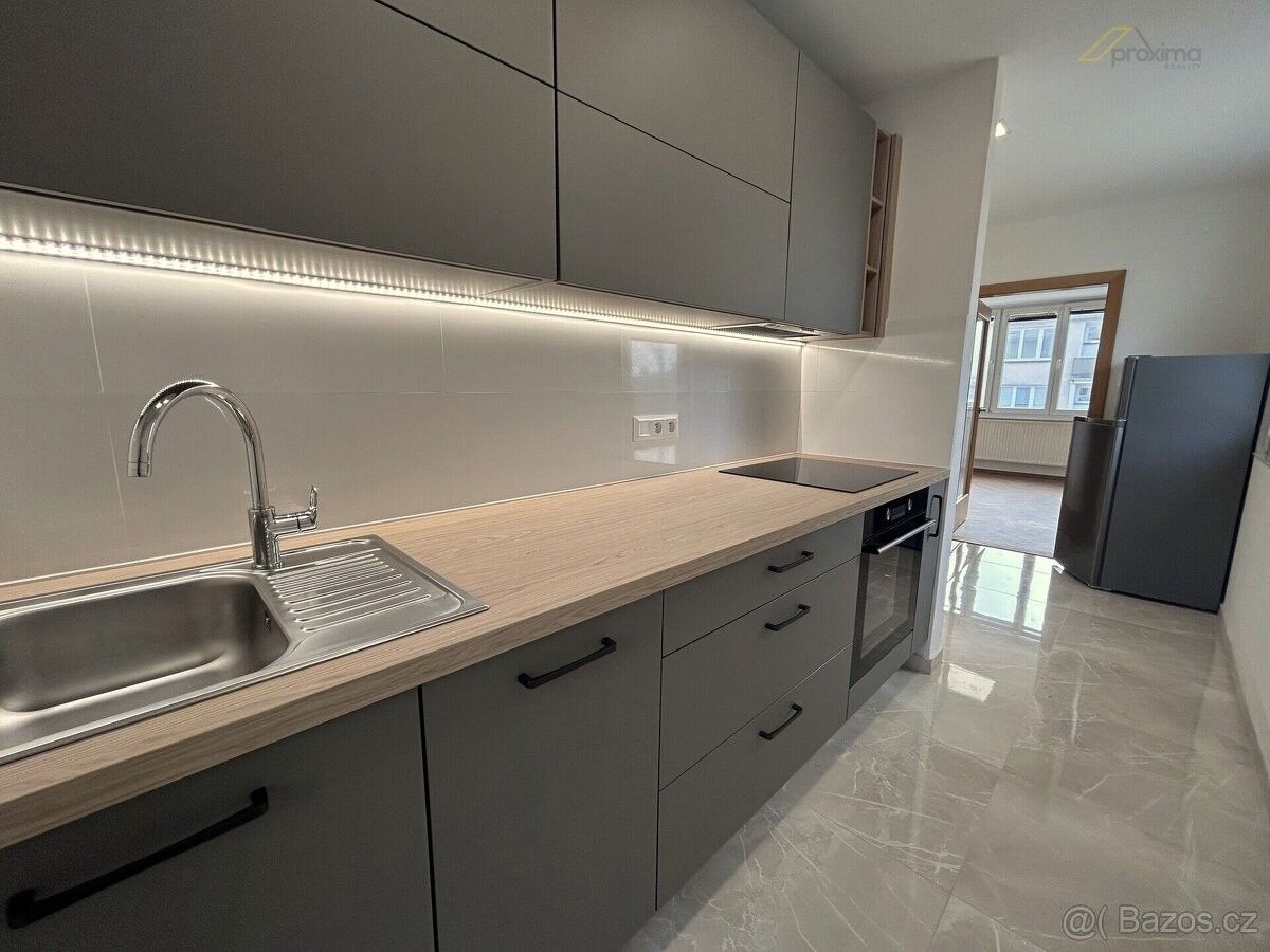 Pronájem byt - Trhové Sviny, 374 01