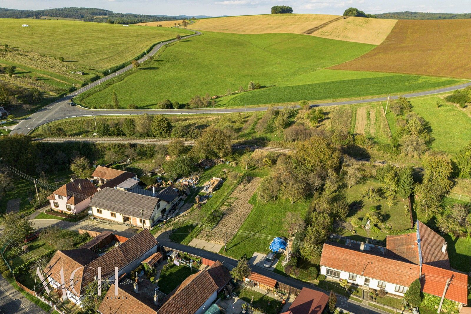 Pozemky pro bydlení, Pitín, 768 m²