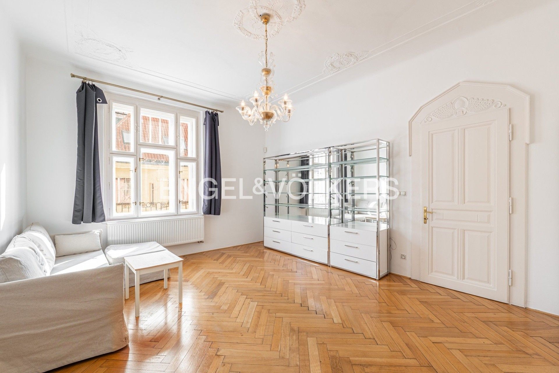 2+kk, Elišky Krásnohorské 12, Praha, 47 m²