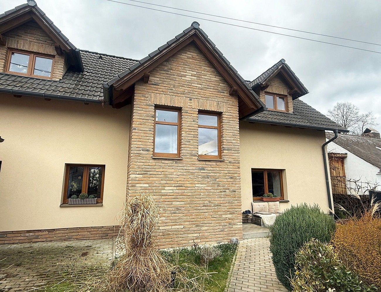 Rodinné domy, Ledce, okres Plzeň-sever, Plzeňský kraj, 140 m² - 1