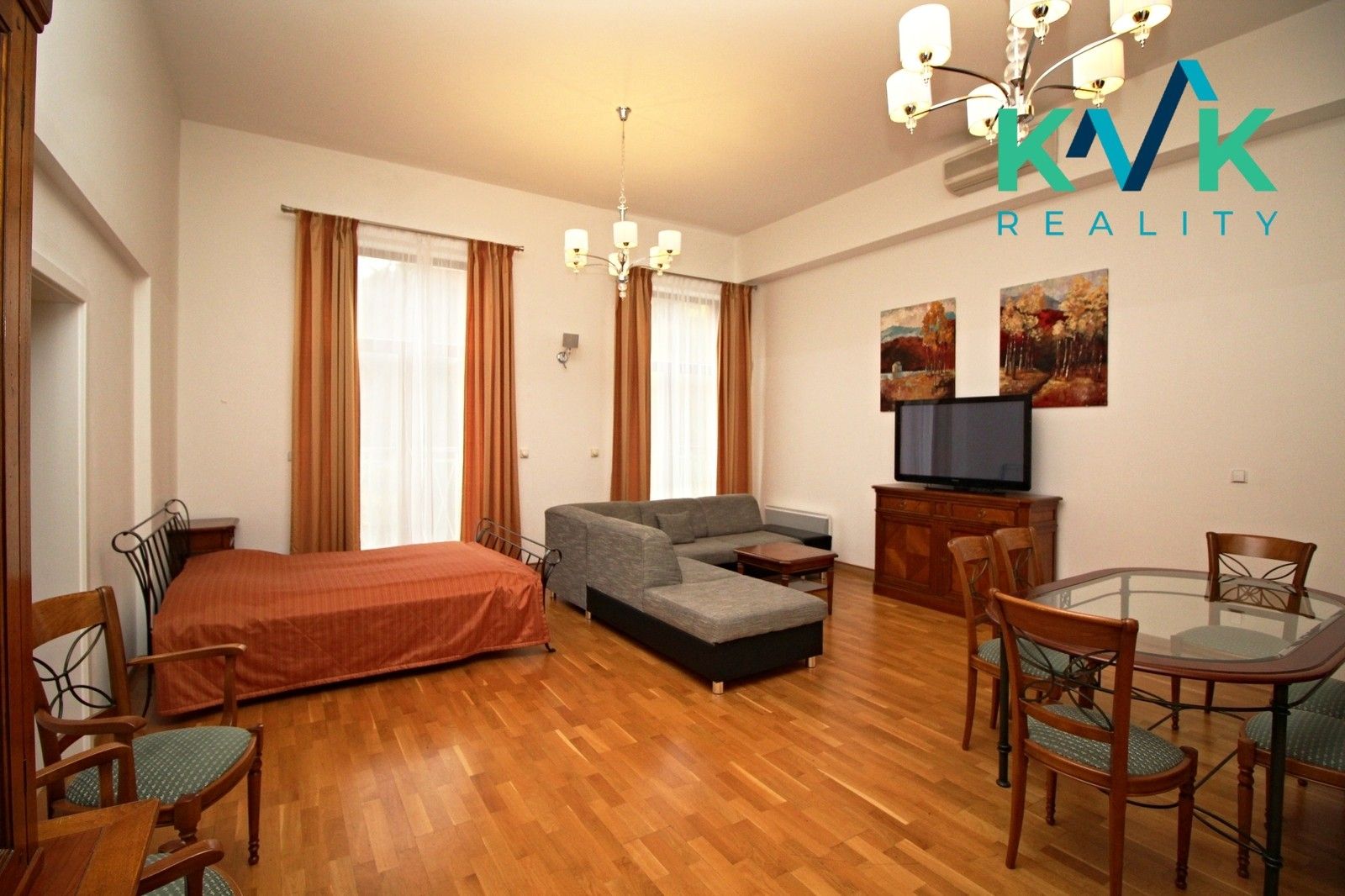 Pronájem byt 1+1 - U Imperiálu, Karlovy Vary, 106 m²