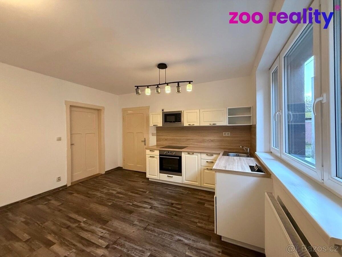 Pronájem byt - Chomutov, 430 01