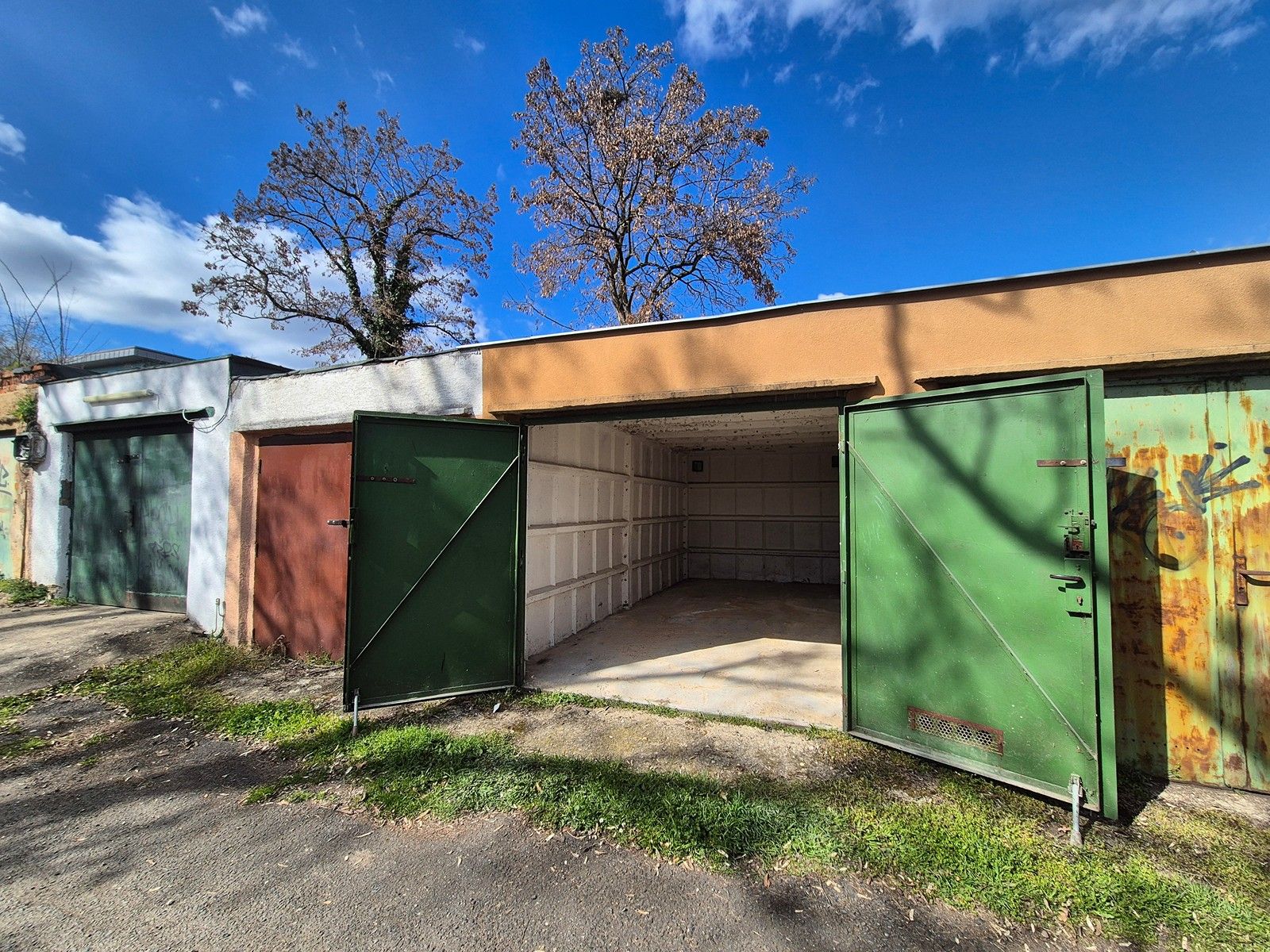 Garáže, Lysolaje, Praha, 19 m²