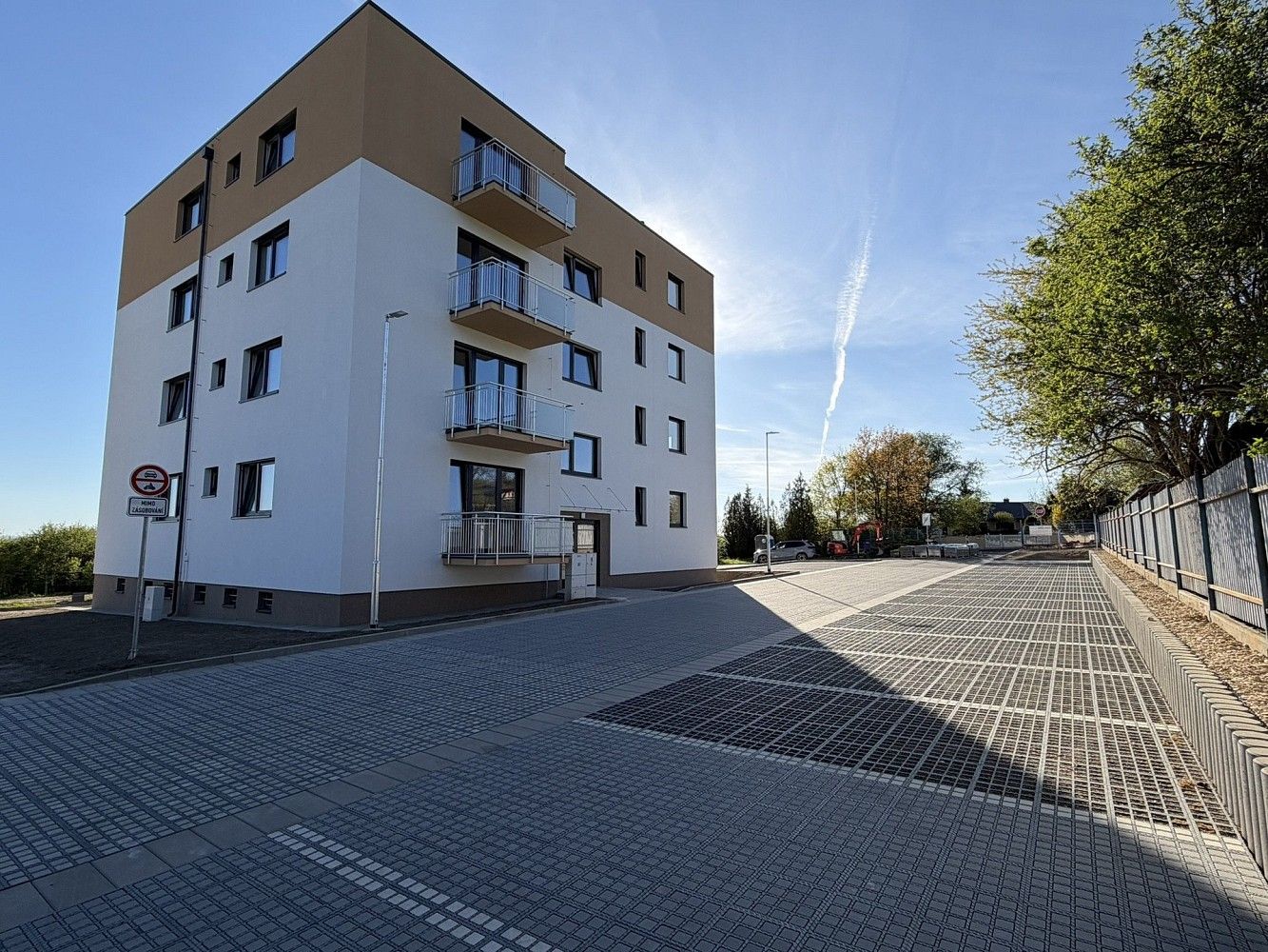 Kanceláře, Holice, okres Pardubice, Pardubický kraj, 25 m² - 1