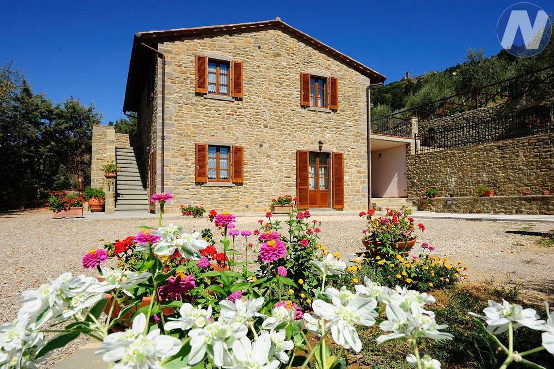 Prodej rodinný dům - 987 66, Zahraničí