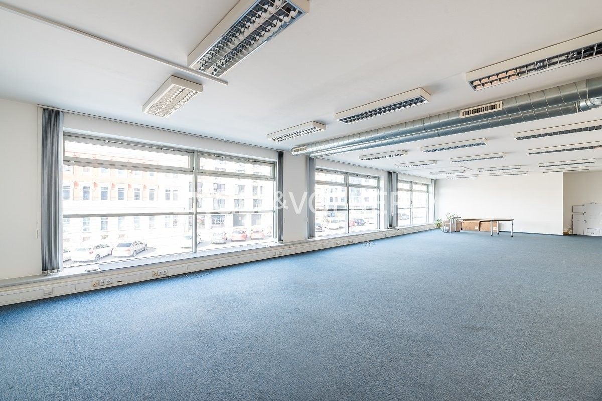 Komerční nemovitost · 554 m² · Na žertvách 2196, Praha Libeň - 4