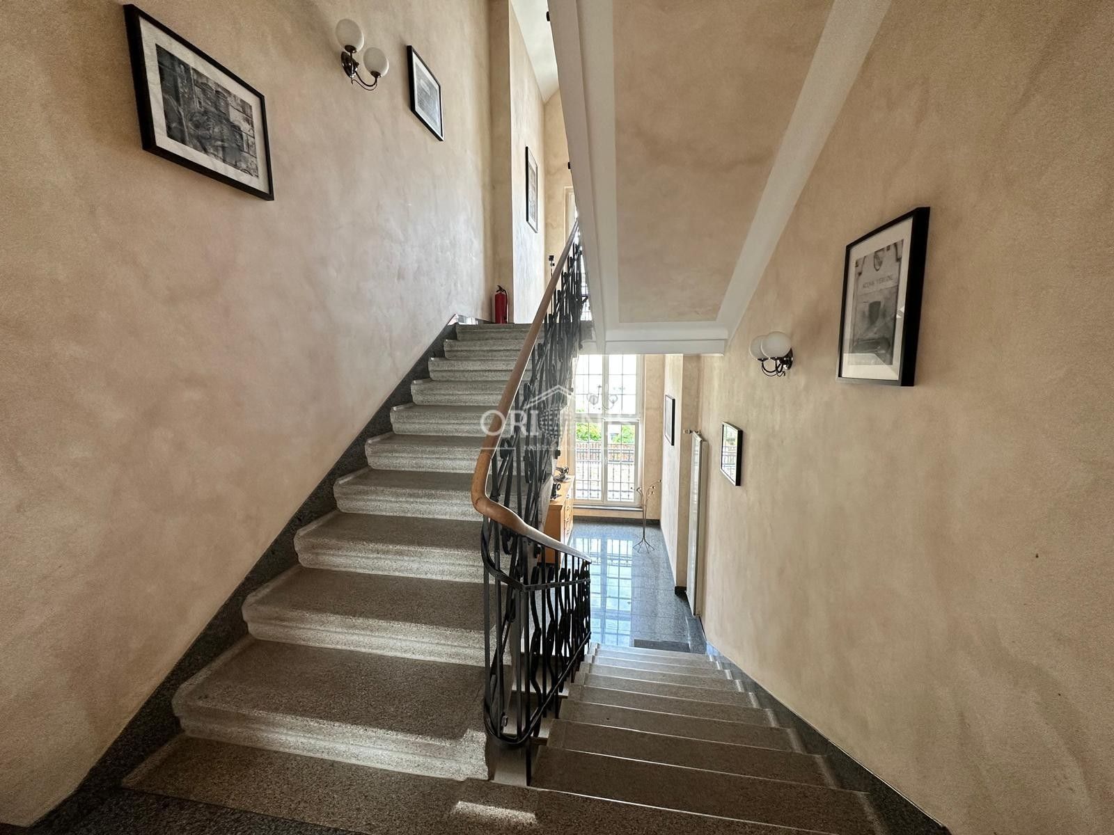 Činžovní dům · 626 m² · Holečkova, Chomutov - 4