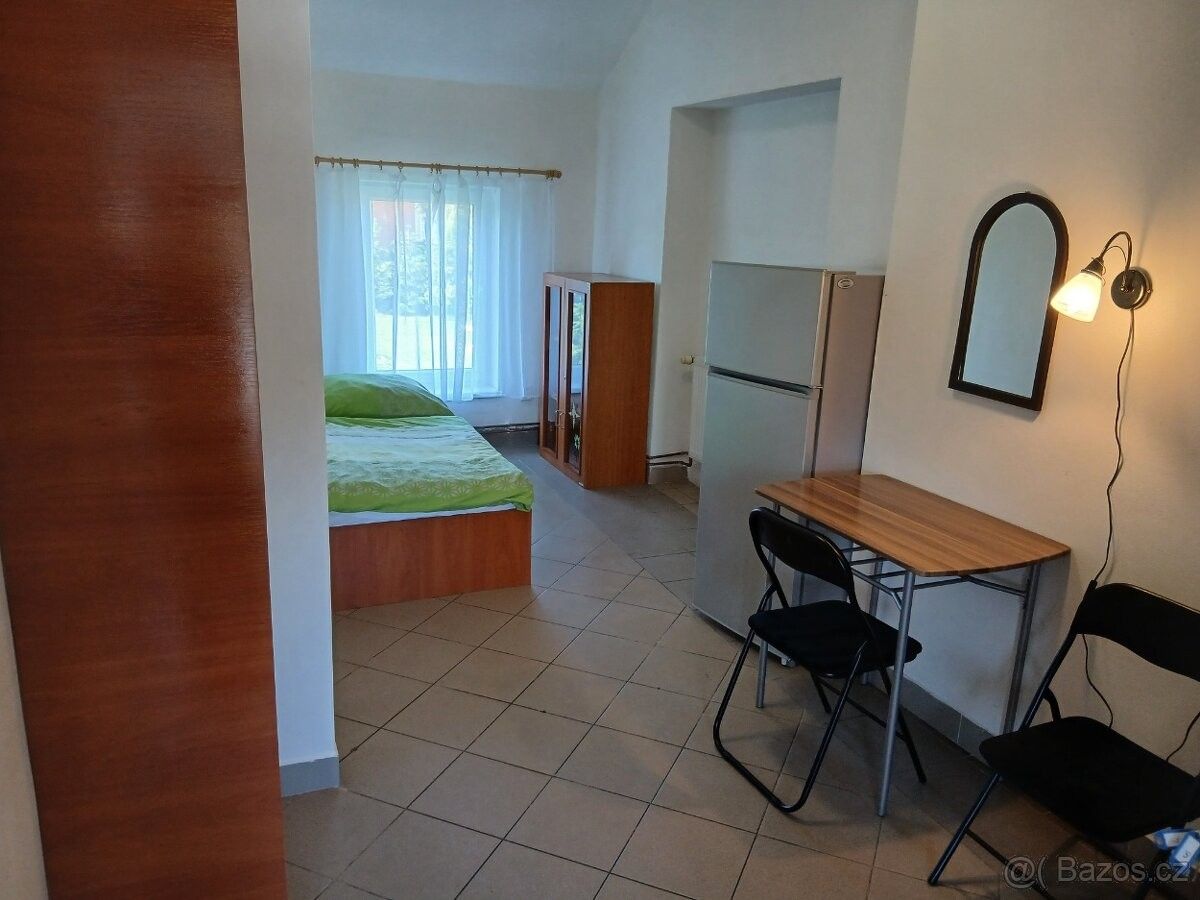 Byty, Újezd u Uničova, 783 96 - 1
