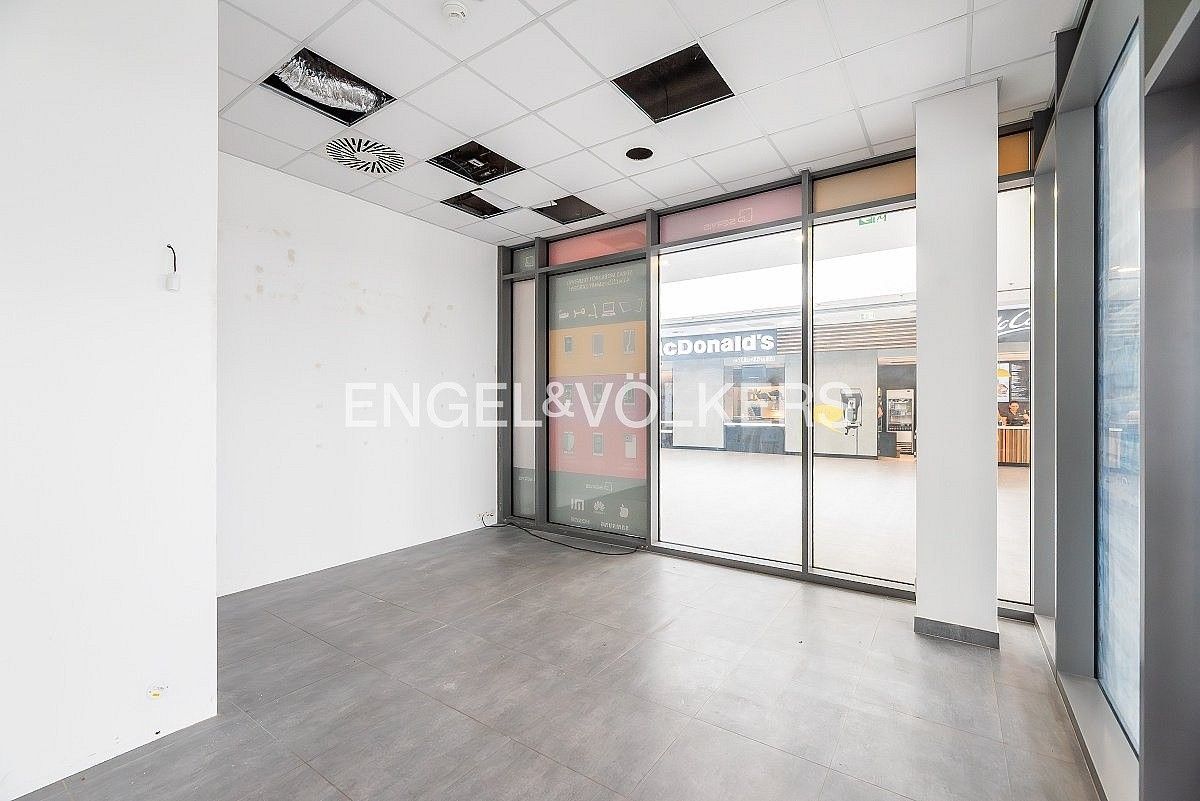 Pronájem obchodní prostory - Praha - Háje, okres Praha 11, Hlavní město Praha, 26 m² - 5
