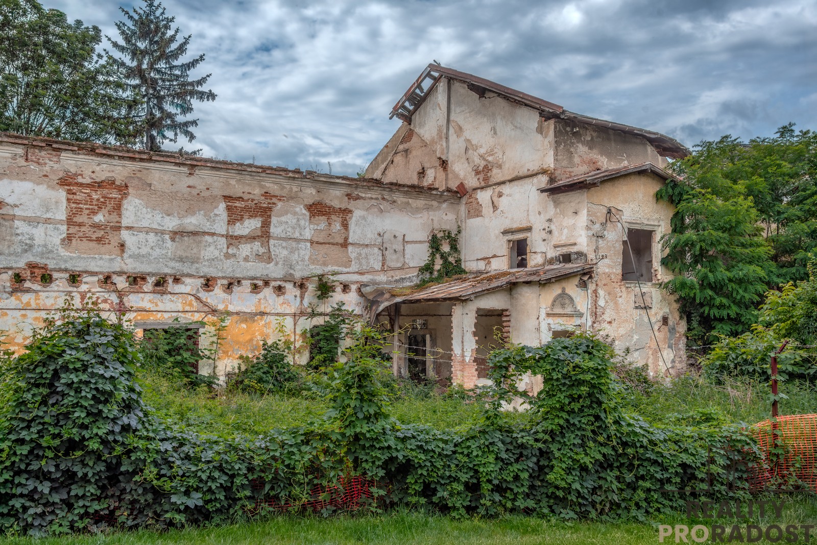 Prodej památky - Tasovice, 1 100 m² - 5